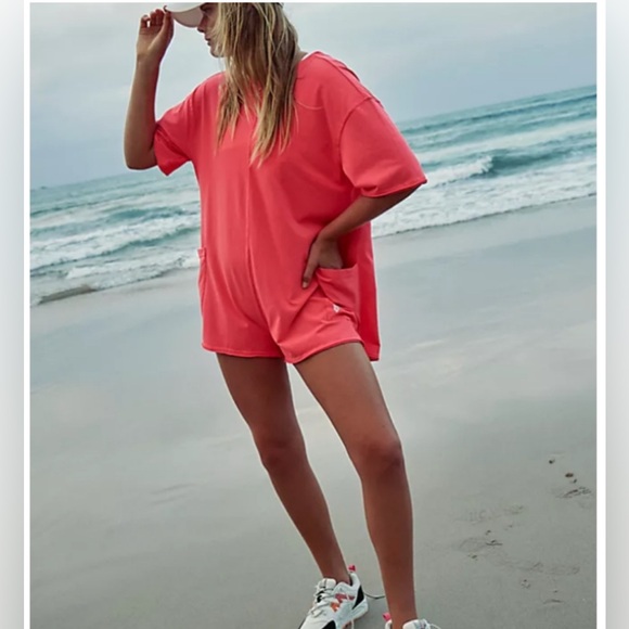 FREE PEOPLE HOT SHOT TEE ROMPER - Picture 4 of 9